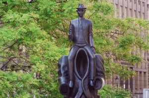 Franz Kafkas statue Josefov