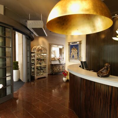 Hotel Crystal Palace 4* indgang