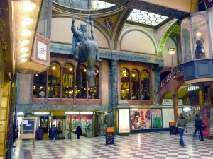 lucerna_vaclav_davidcerny_prag-b