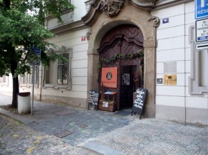restaurant_john-and-george_prag