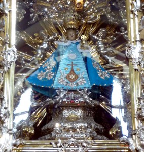 bambina-di-praga-3