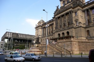 nationalmuseum_parlament_prag