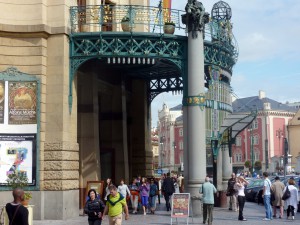obecni-dum_prag_mucha_udstilling