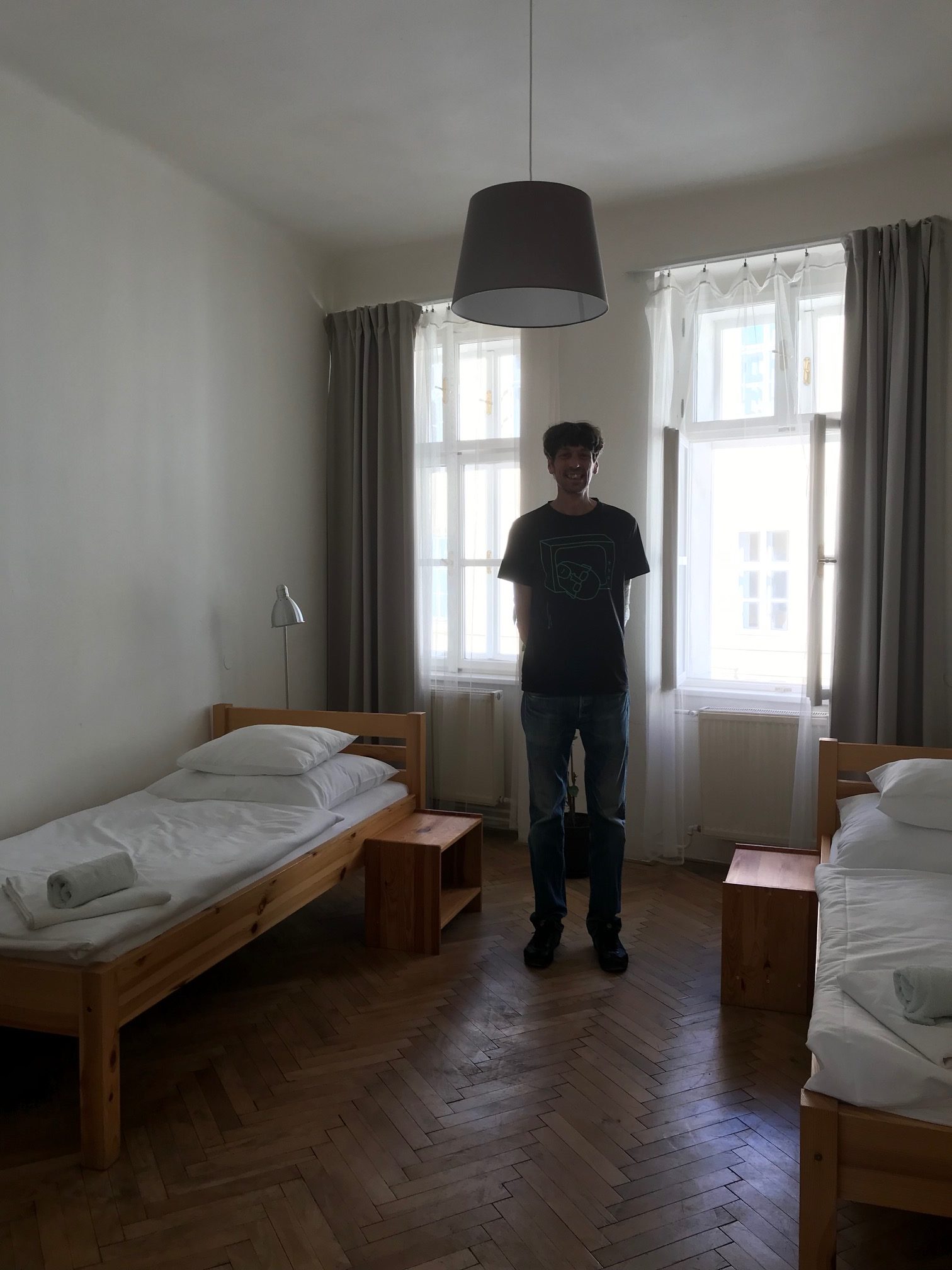 helge prag lejlighed